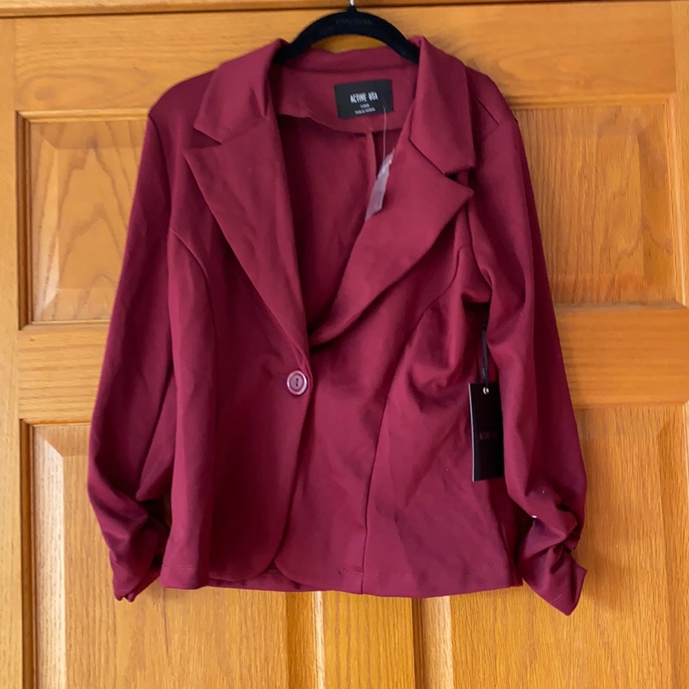 NWT Burgundy blazer